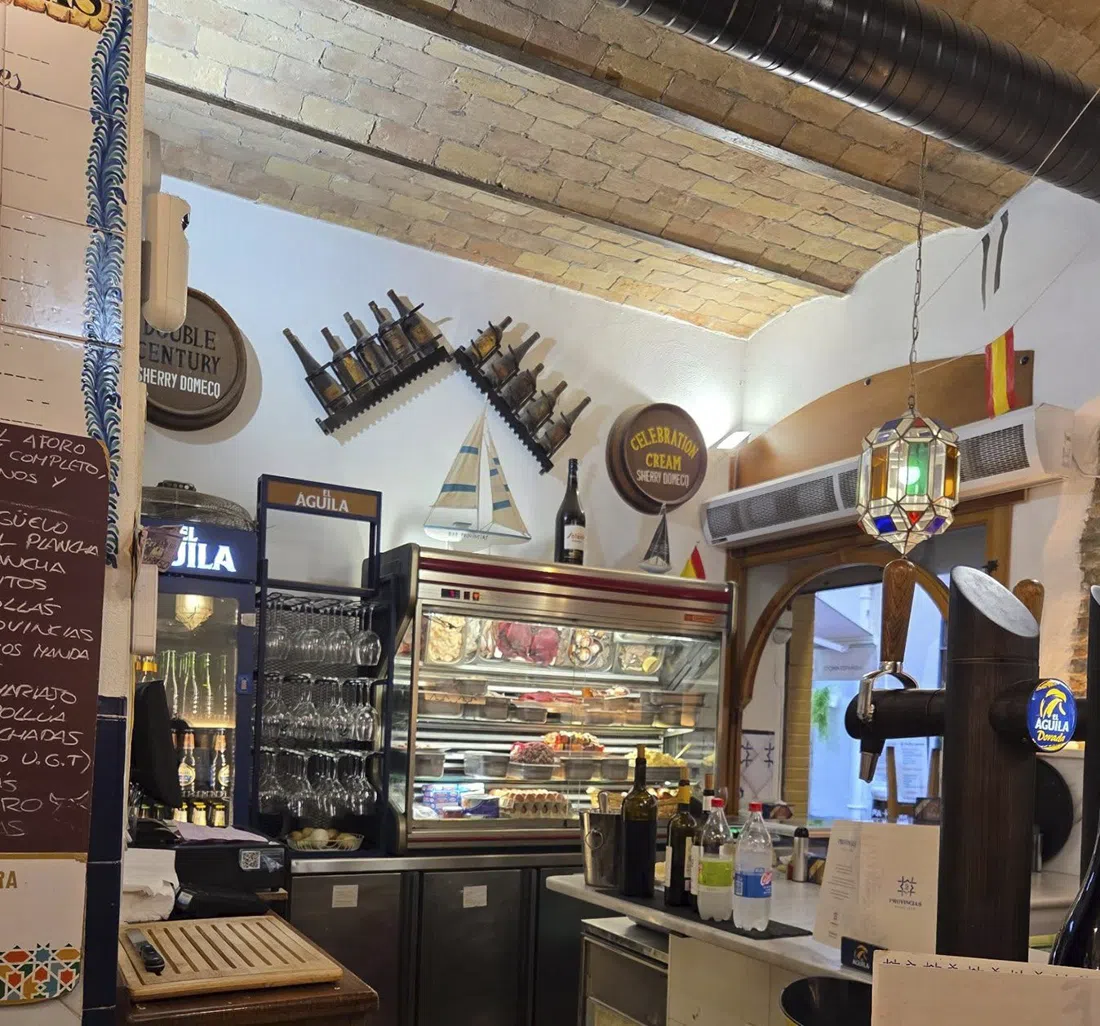 Bar Provincias, Granada