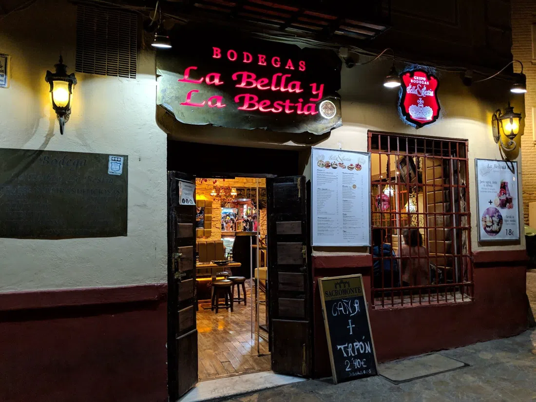 La Bella y La Bestia, Granada